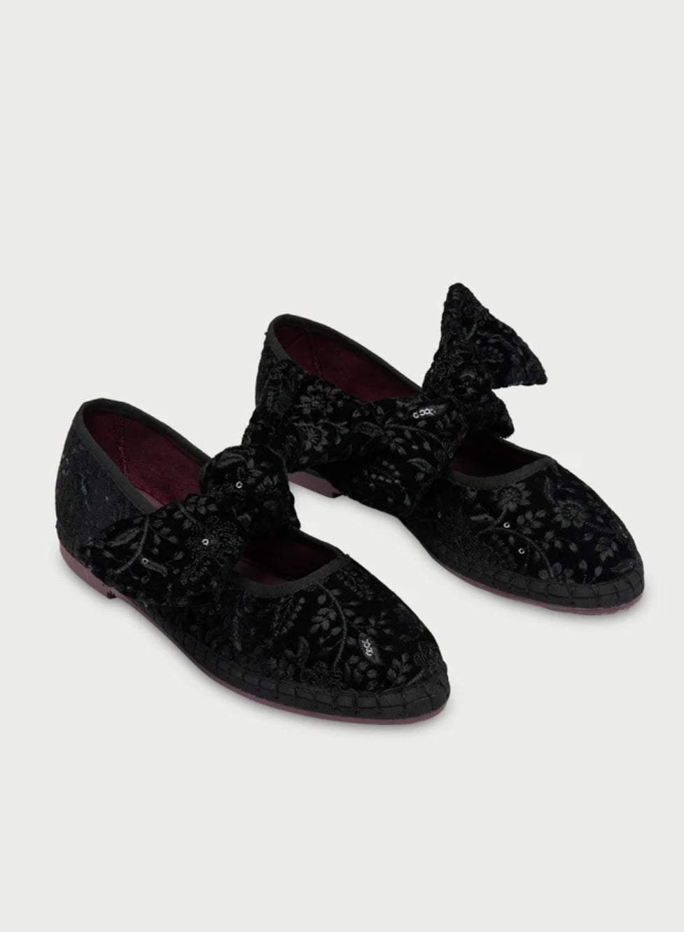 Lyra black